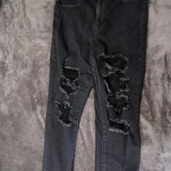 Jeans - Picture 2 of 3